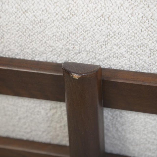 GE236 Sofa by Hans J. Wegner in Bouclé Upholstery from Dedar Milano, 1980s For Sale - Image 17 of 18