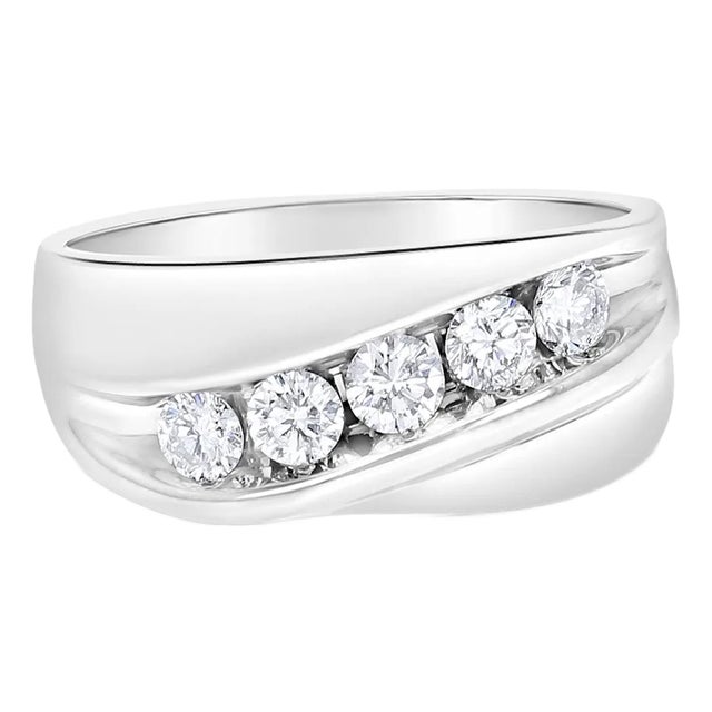 Diagonal Five Stone Diamond Wedding Band 1.50cttw 14k White Gold, Size 8 For Sale