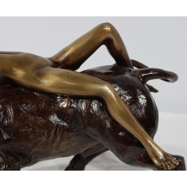 Metal Majera, La Déesse Europe rencontrant le Taureau, 20th Century, Bronze For Sale - Image 7 of 18