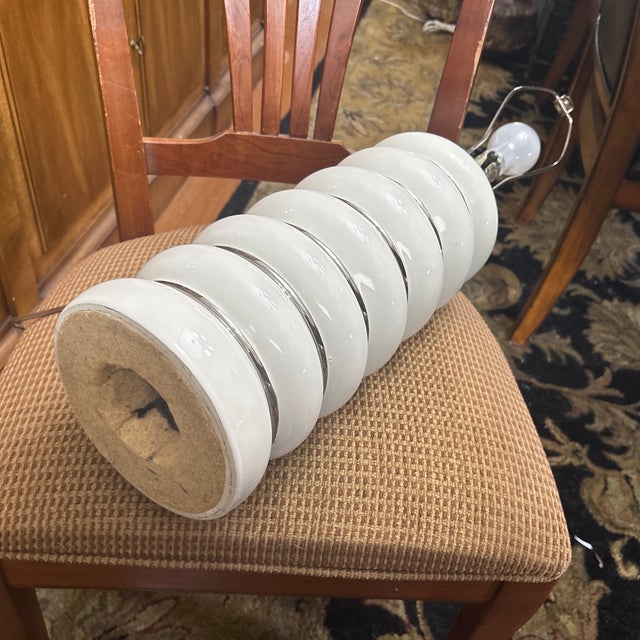 French Vintage French Moderne Table Lamp Porcelain Silver Stacked Rings 1960’s For Sale - Image 3 of 5