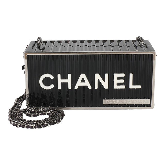 18A Black Lucite Paris Hamburg Minaudiere Shipping Container Clutch For Sale