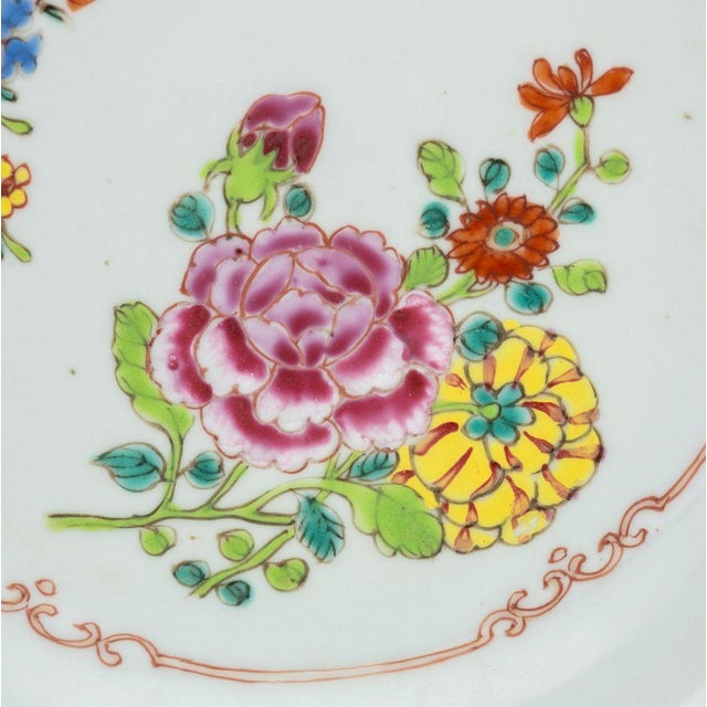 Chinese Export Porcelain Soup Bowls, Pair For Sale - Image 4 of 8