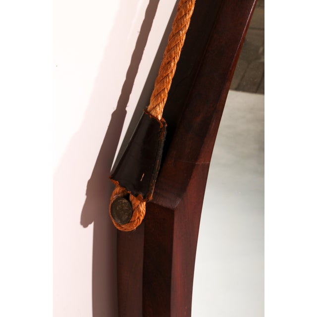 Mid-Century Italian Oval Mirror in Curved Teak, Rope and Leather, 1960s For Sale - Image 3 of 8