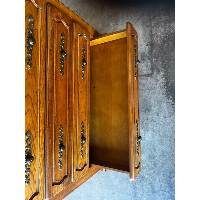 Mid-Century Oak Chest of 4 Drawers, 1950s For Sale - Image 12 of 18