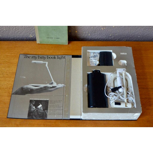 Liseuse The Itty Bitty Book Light, 1980s For Sale - Image 12 of 16