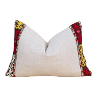 Aayu Linen Tribal Border Pillow For Sale