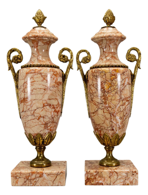 Neo-Classical French Pink Marble Urns with Bronze Mounts, 1920s, Set of 2