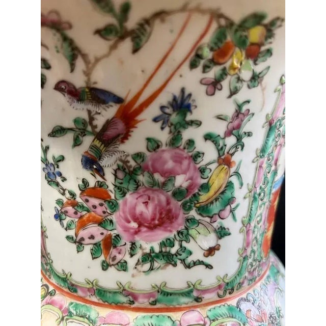 Antique 19th Century Chinese Porcelain Rose Medallion Vase For Sale - Image 12 of 18