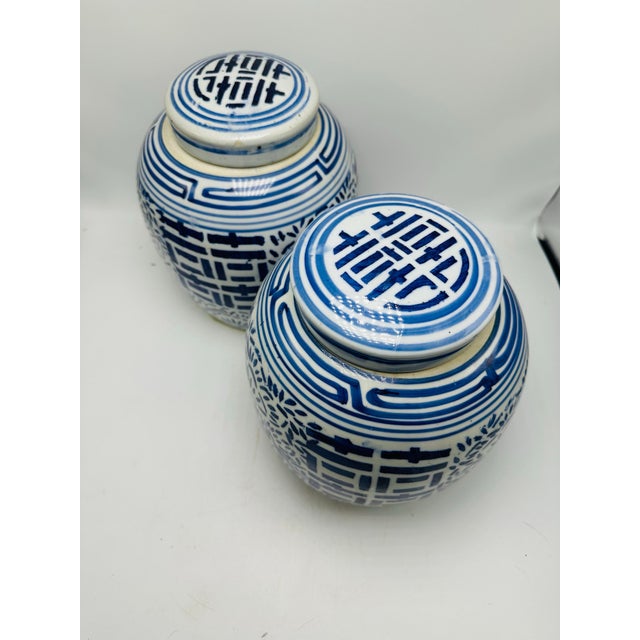 Vintage Blue and White Ginger Jars For Sale - Image 4 of 6