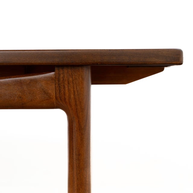 Mid Century Extending Dining Table by Ib Kofod-Larsen for G Plan For Sale - Image 13 of 18