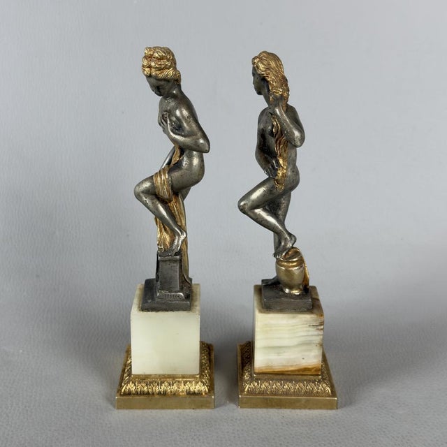 Venus Sculptures in Silver-Plated Brass with Onyx Marble Bases, 1960s, Set of 2 For Sale - Image 4 of 11