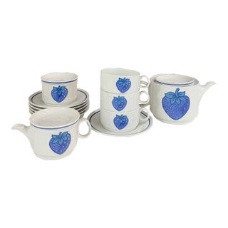 1970s Richard Ginori “Fragoletta” Blue Strawberry Tea & Coffee Service - 13 pcs For Sale