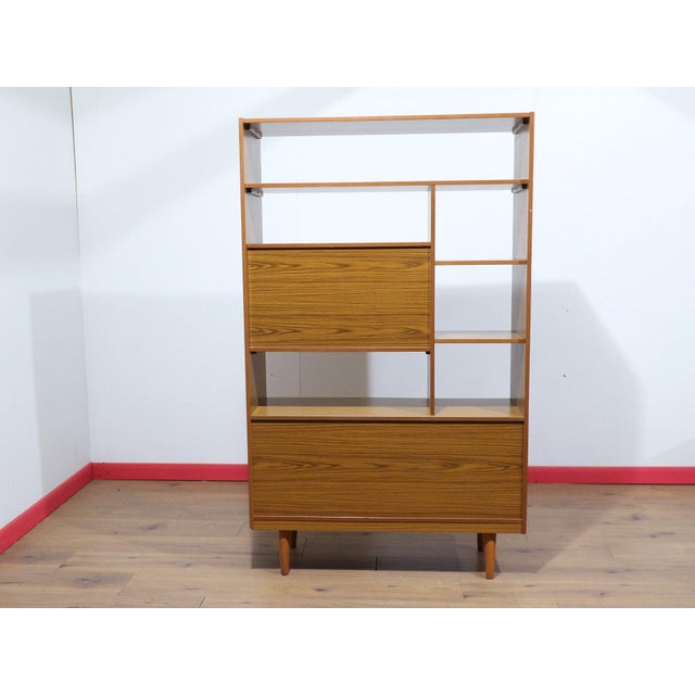 Mid Century Modern Vintage Schreiber Room Divider Display Cabinet For Sale In Greensboro - Image 6 of 15