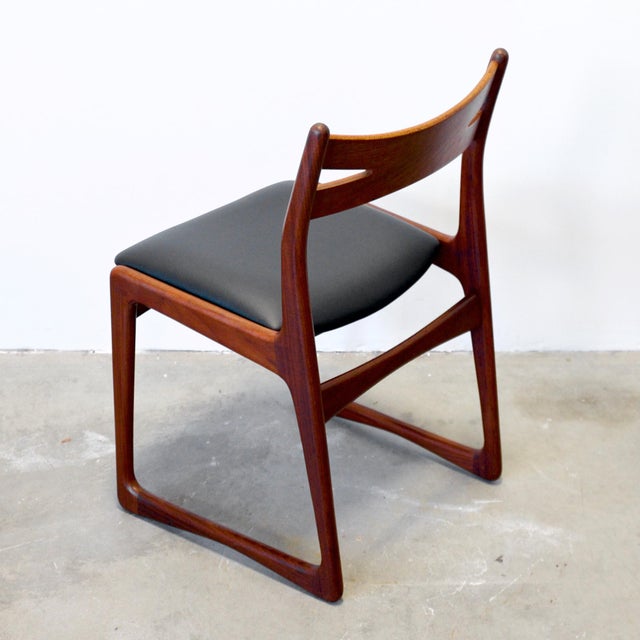 1960s Danish Teak Set of 6 Newly Restored & Upholstered Dining Chairs For Sale - Image 9 of 15