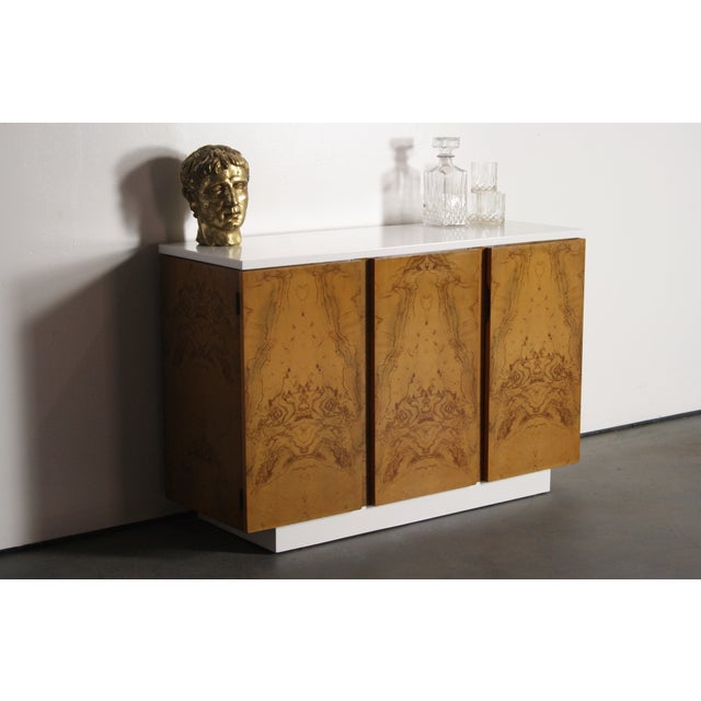 Milo Baughman Burl Wood 2-Tone Credenza Buffet For Sale - Image 5 of 11