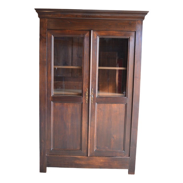 Display Cabinet in Oak For Sale