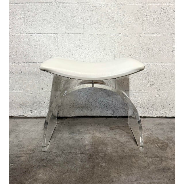 Contemporary Late 20th Century Contemporary “Marlowe” Arched Lucite & Leather Stool For Sale - Image 3 of 7
