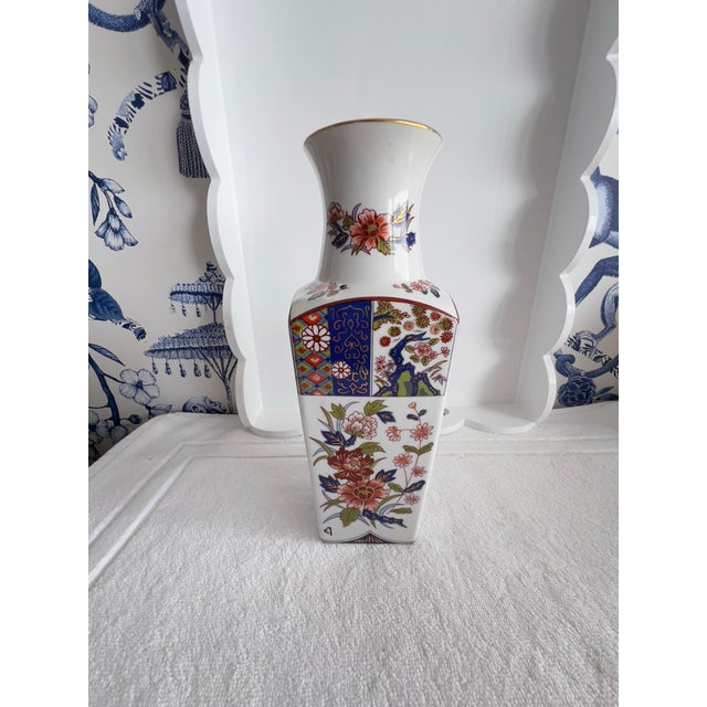 Ceramic 1950s Imari Ware Japan Ceramic Porcelain Vase For Sale - Image 7 of 7