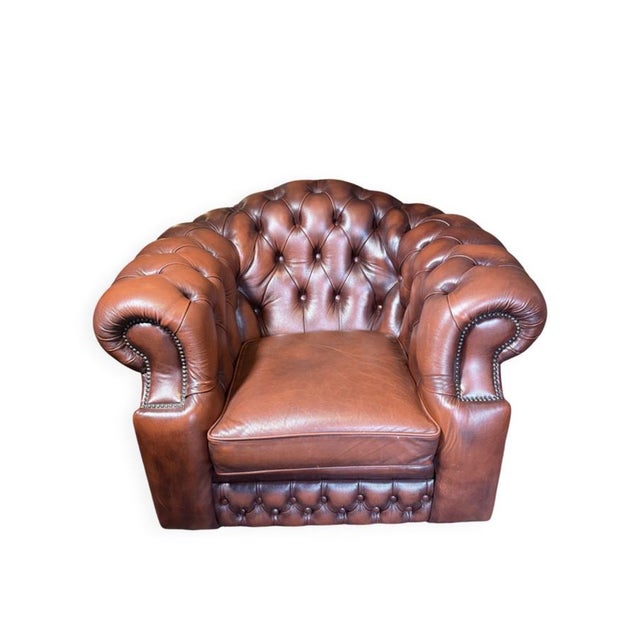 Vintage English Leather Chesterfield Tub Chair, 1980s For Sale - Image 9 of 9