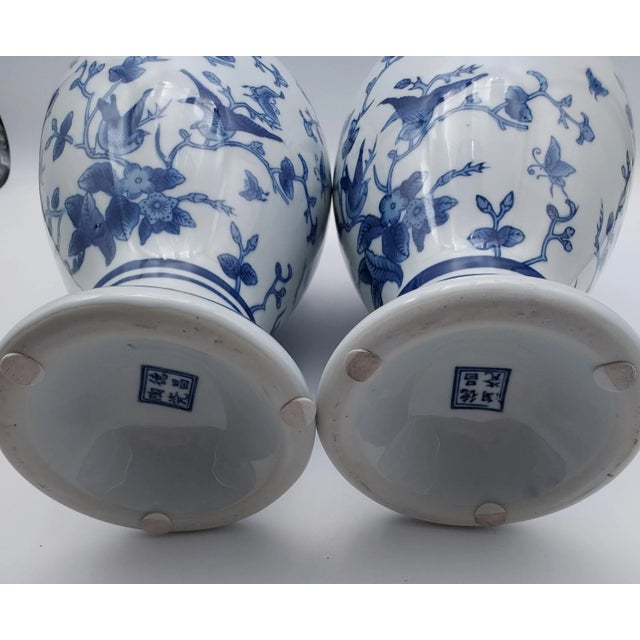 1980s Pair of 1980s Asian Blue & White Vases For Sale - Image 5 of 9