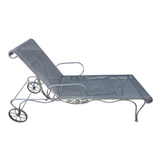 Vintage Wrought Iron Patio Chaise Lounge Adjustable Russell Woodard Attributed Briarwood Daisy For Sale