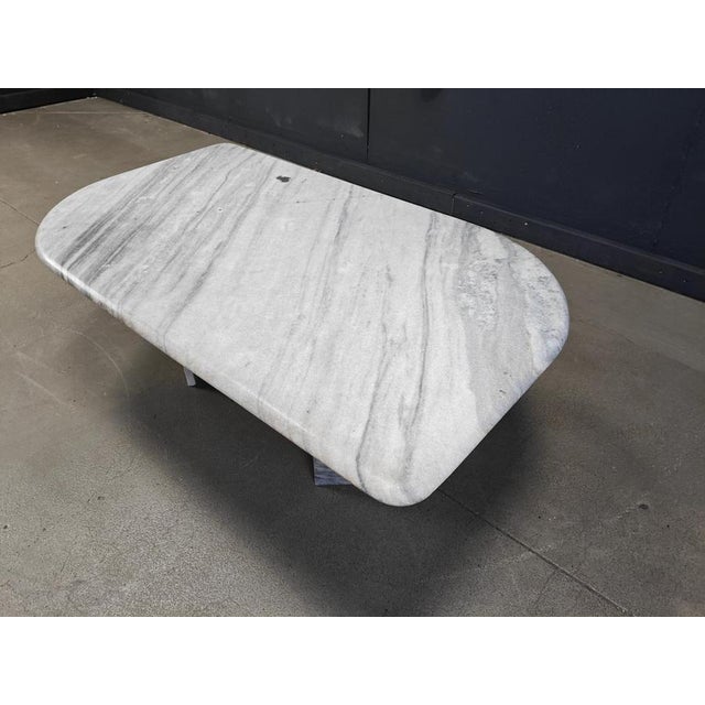 Vintage White Marble Coffee Table, 1970s For Sale - Image 6 of 12