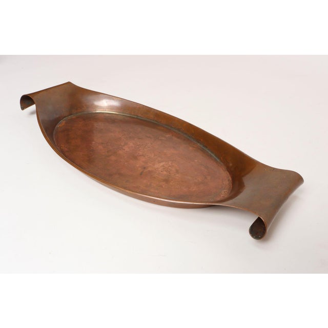 1900 - 1909 Sculptural Arts and Crafts Copper Gondola Oval Tray Attributed to w.a.s. Benson For Sale - Image 5 of 15
