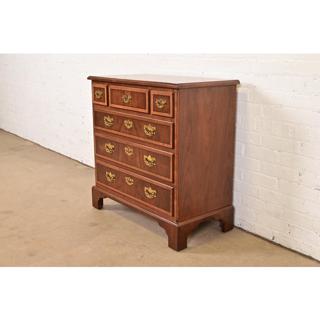 Henredon Georgian Banded Mahogany and Burl Wood Chest of Drawers, Newly Refinished For Sale - Image 18 of 18