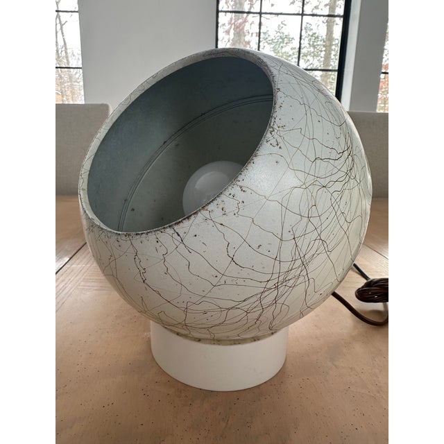 White Mid 20th Century Afco Style Spotlight Atomic Dome Globe Eyeball Table Lamp For Sale - Image 8 of 10
