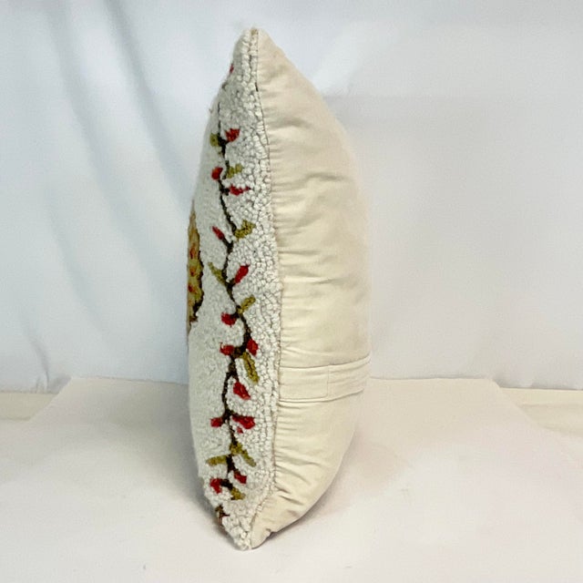 1980s Vintage Americana Arts & Crafts Thanksgiving Turkey Pillow. For Sale - Image 9 of 10