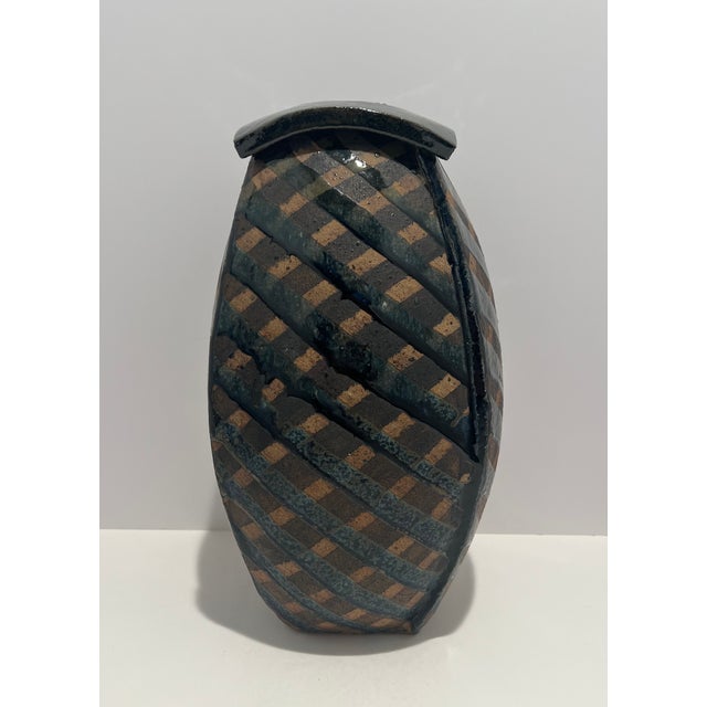 Ceramic Vintage Signed Hammer Studio Pottery Vase | Brutalist MCM | Checkered Harlequin Pattern | Teal Glaze | Sculptural Square Mouth For Sale - Image 7 of 7