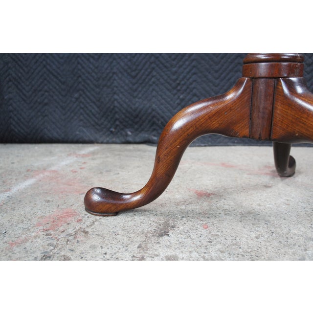 Antique Queen Anne Philadelphia Mahogany Tilt Top Birdcage Candlestand Tea Table For Sale - Image 12 of 12