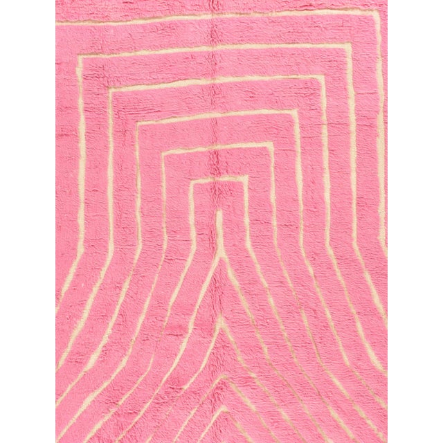 Vintage Moroccan Rug by Berber Tribes of Morocco, pink wool and cream color For Sale In New York - Image 6 of 11