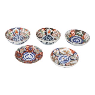 Mid 19th Century Hand Painted Japanese Imari Porcelain Plates - Set of 5 For Sale