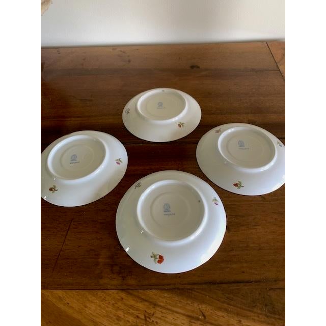 2000 - 2009 Herend Black Queen Victoria Pattern Teacups and Saucers- 8 pcs For Sale - Image 5 of 5