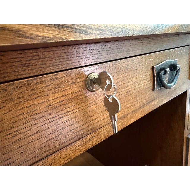 Craftsman Stickley Junior Executive Oak Desk and Cottage Chair With Leather Seat For Sale - Image 15 of 17