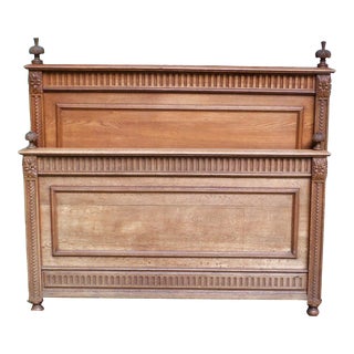 Antique American Solid Chestnut Carved Full Double Bed Frame 1800's For Sale