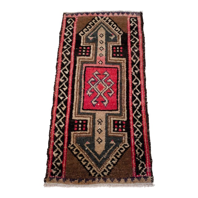 1980s Hand Knotted Small Turkish Rug Bath MatFront of Kitchen Sink Rug Mini Runner 1'6" X 3' For Sale - Image 4 of 13