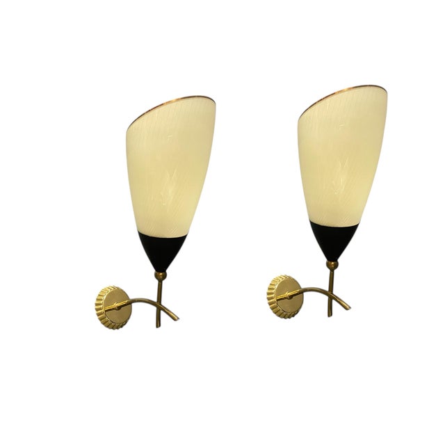 Italian Glass & Brass Wall Sconces in the style of Stilnovo, 1960s, Set of 2 For Sale - Image 12 of 12