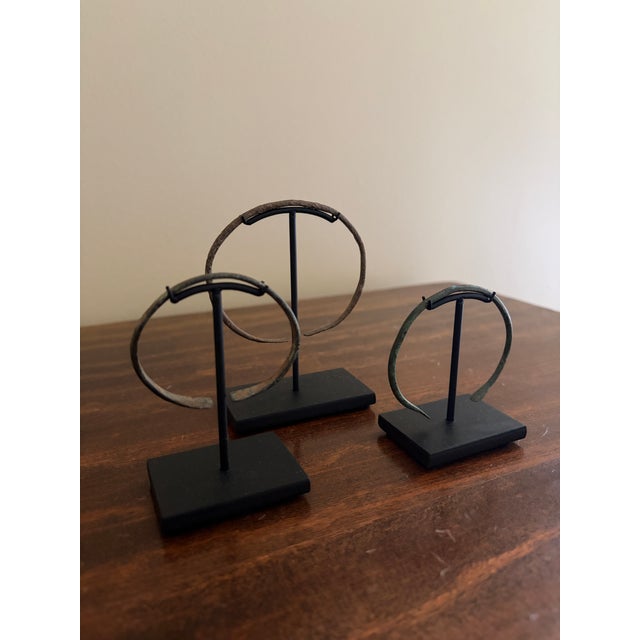 Set of Three Ancient Roman Bronze Bracelets on Custom Museum Mounts For Sale - Image 4 of 12