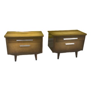 1970s Pair of Vintage Nightstands/Side Tables With Storage For Sale