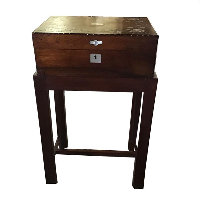 Late 19th Century Rose Wood Box With Inlaid Mother of Pearl Floral Motive on a Mahogany Handmade Four Leg Stand For Sale - Image 12 of 13