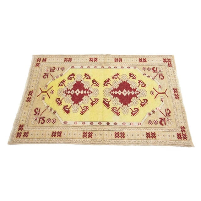 Vintage Turkish Milas Rug For Sale - Image 4 of 7