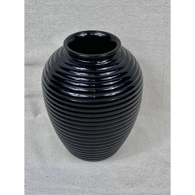 Vintage Black Milk Glass Ribbed Beehive Style Vase For Sale In New Orleans - Image 6 of 7