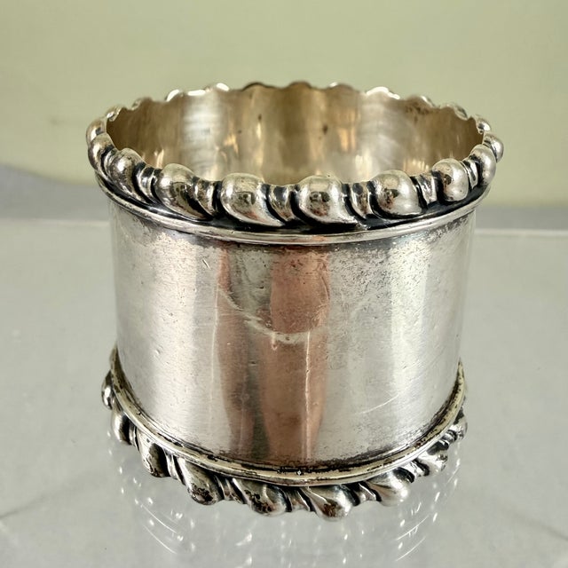 American Sterling Silver Wide Napkin Ring – Scroll Banded For Sale - Image 3 of 7