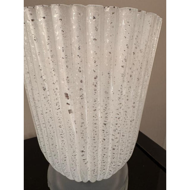 French Art Deco Ribbed Crystal Torchiere Table Lamps, Set of 2 For Sale - Image 4 of 9