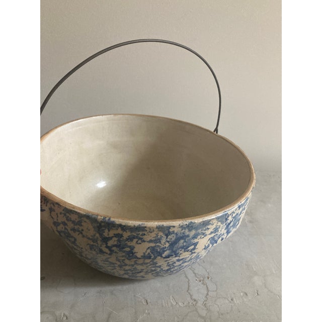 Sponge wear bowl in great used condition, consistant with age and use. Ready for use.
