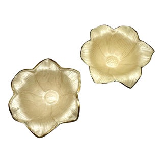 Vintage 1990s Julia Knight White & Gold Enamel Flower Lilies Serving Bowls- a Pair For Sale