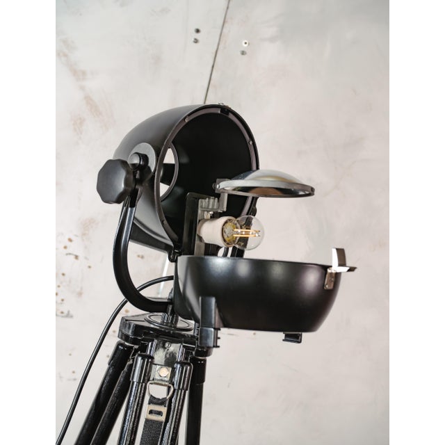 Satin Black Rank Strand Patt 123 Theater Spotlight Floor Lamp with Black Wooden Tripod, 1960s For Sale - Image 13 of 18