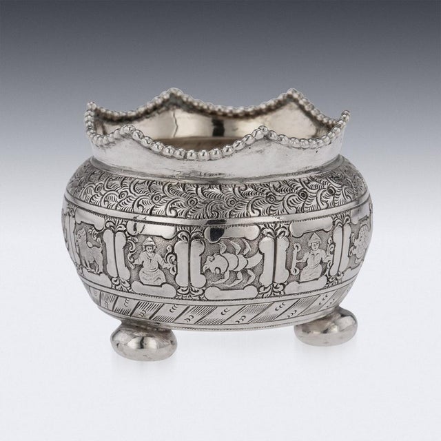 Metal 19th Century Victorian Solid Silver Salts & Spoons, London, 1870s, Set of 6 For Sale - Image 7 of 18